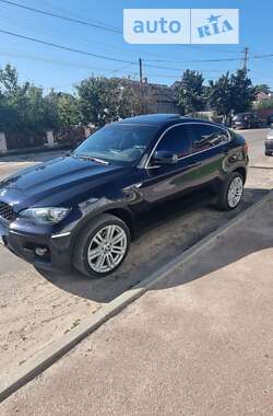 Внедорожник / Кроссовер BMW X6 2011 в Шумске