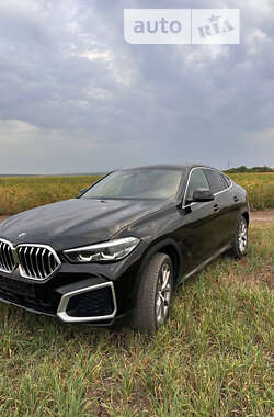 Внедорожник / Кроссовер BMW X6 2021 в Тернополе