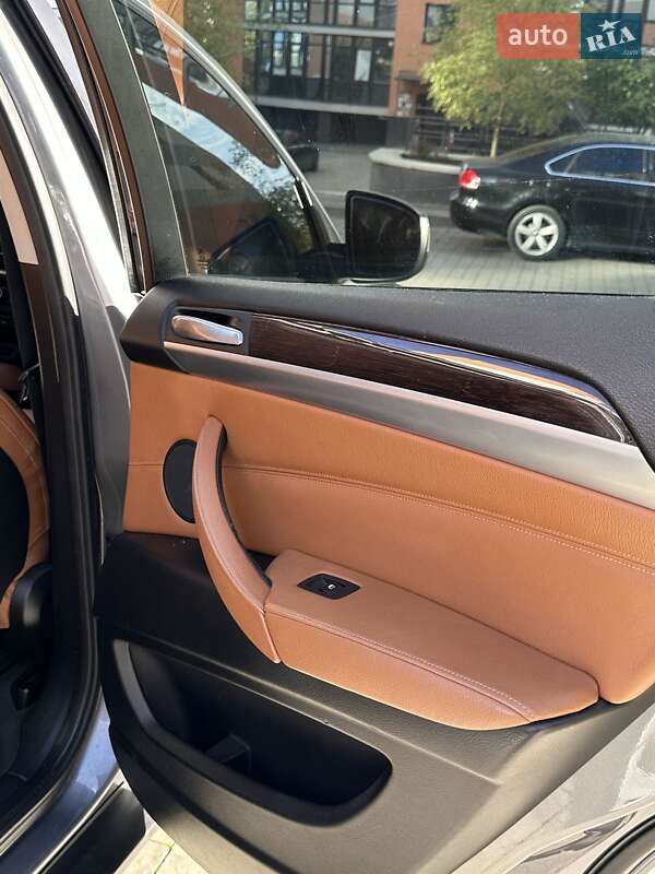 Внедорожник / Кроссовер BMW X6 2010 в Ивано-Франковске