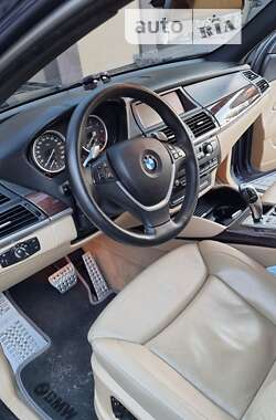 Внедорожник / Кроссовер BMW X6 2009 в 