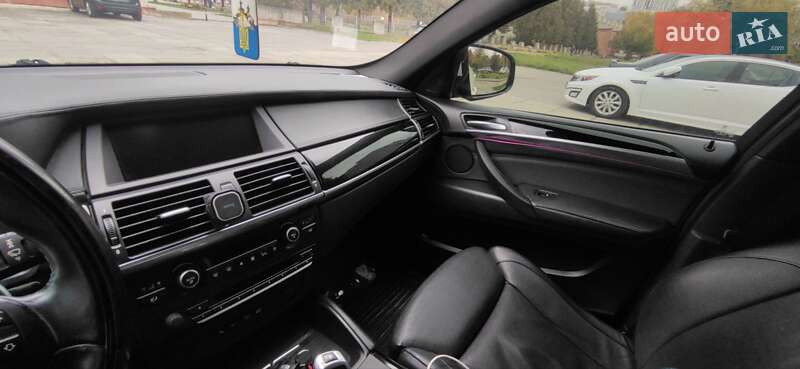 Внедорожник / Кроссовер BMW X6 2010 в Львове