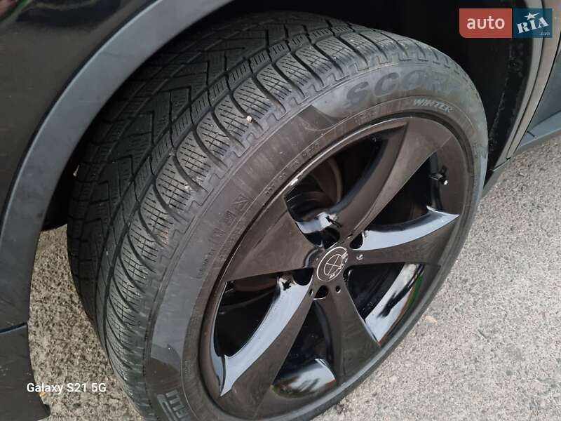 Внедорожник / Кроссовер BMW X6 2011 в Ровно