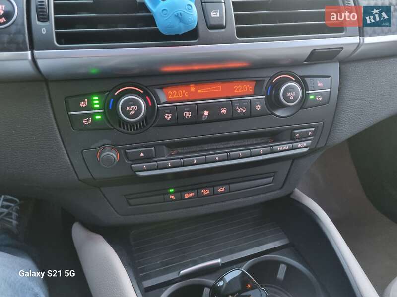 Внедорожник / Кроссовер BMW X6 2011 в Ровно