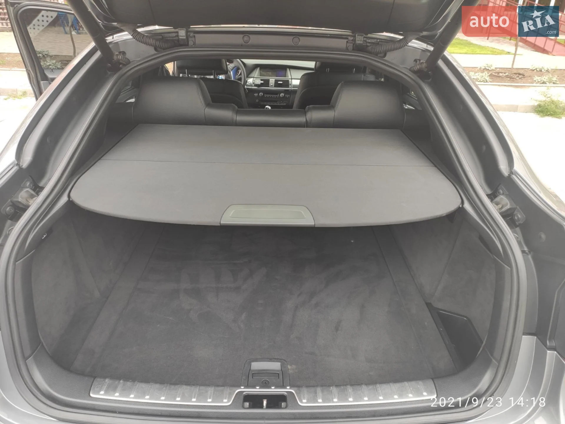 2010 BMW X6 - мініатюра 9