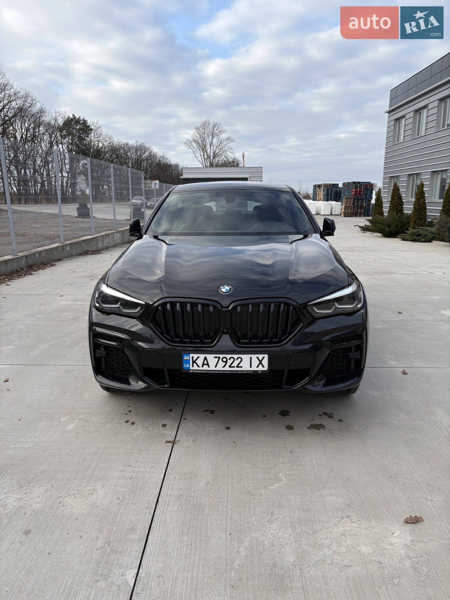 2022 BMW X6 - фото 1