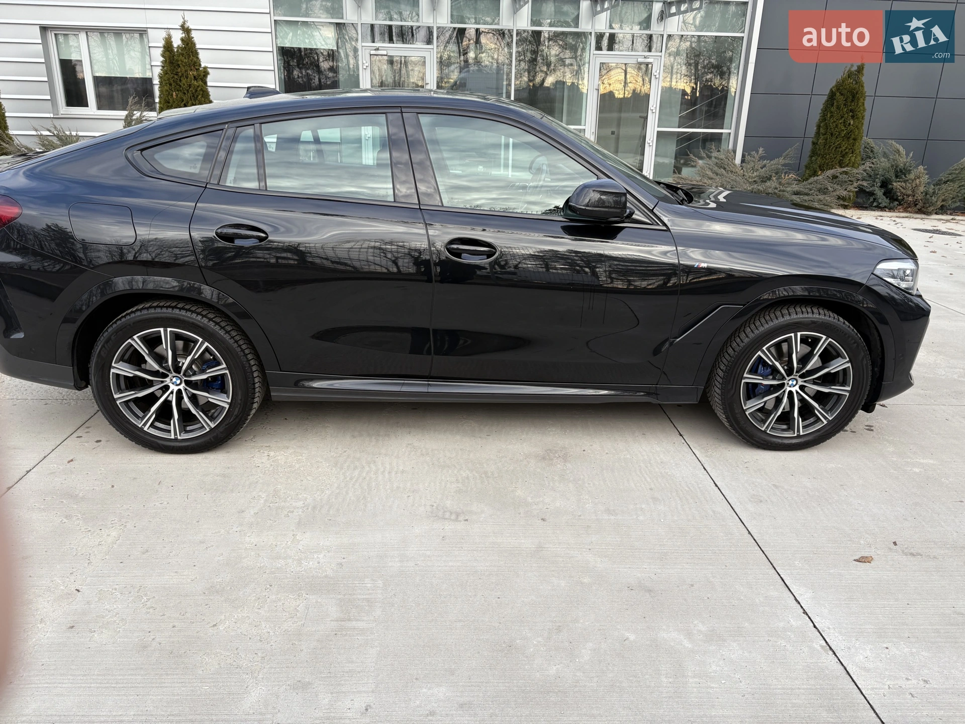 2022 BMW X6 - мініатюра 3