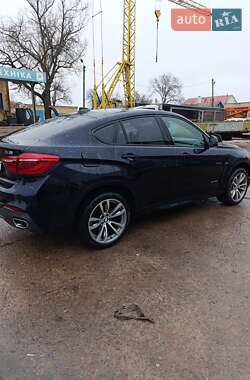 Позашляховик / Кросовер BMW X6 2018 в 