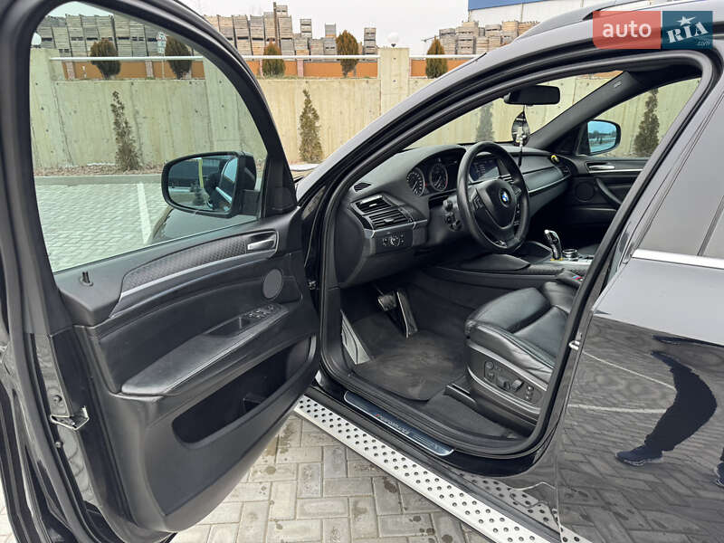 Позашляховик / Кросовер BMW X6 2012 в Чернівцях