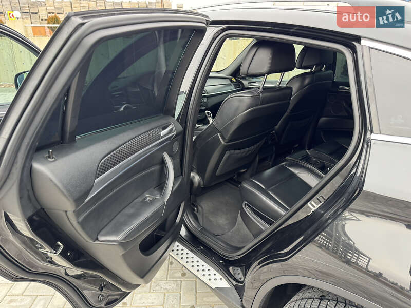 Позашляховик / Кросовер BMW X6 2012 в Чернівцях