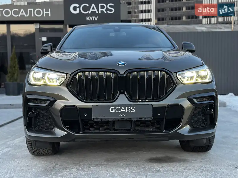 Позашляховик / Кросовер BMW X6 2022 в 