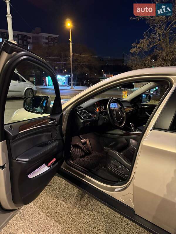 Внедорожник / Кроссовер BMW X6 2014 в Одессе