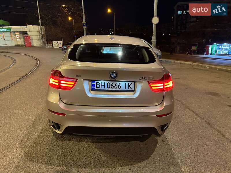 Внедорожник / Кроссовер BMW X6 2014 в Одессе