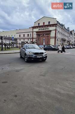 Позашляховик / Кросовер BMW X6 2017 в 
