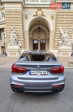 Позашляховик / Кросовер BMW X6 2017 в 