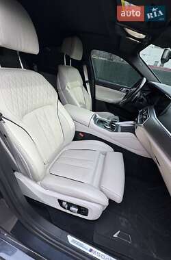 Внедорожник / Кроссовер BMW X6 2020 в 