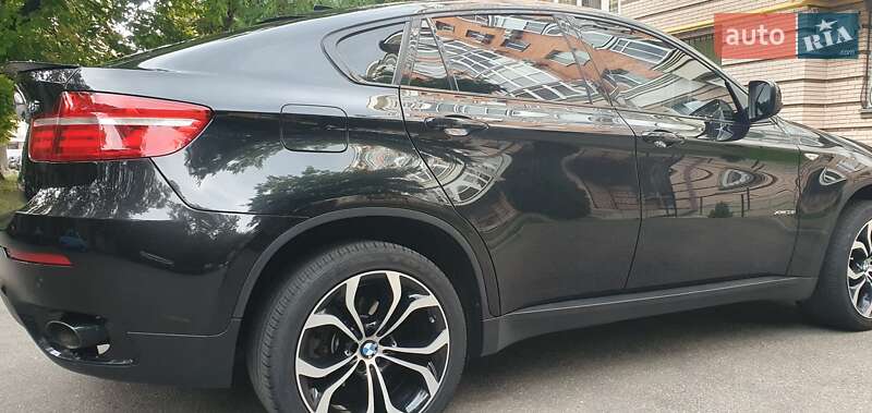 Внедорожник / Кроссовер BMW X6 2012 в Полтаве