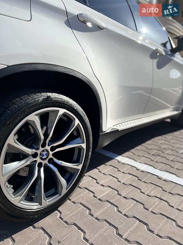 Позашляховик / Кросовер BMW X6 2011 в Києві