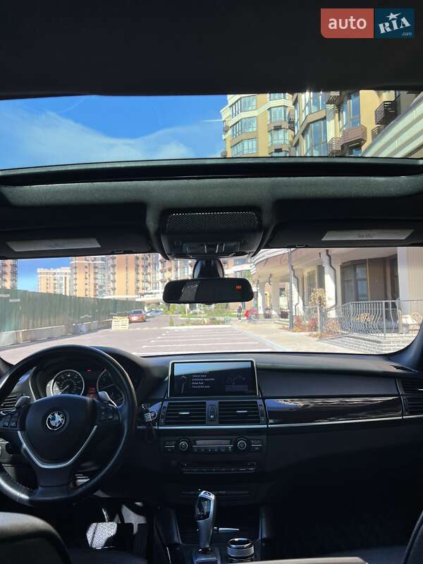 Позашляховик / Кросовер BMW X6 2011 в Києві