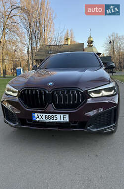Внедорожник / Кроссовер BMW X6 2021 в 