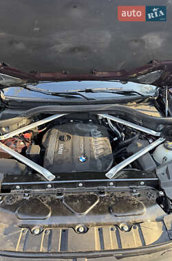 Внедорожник / Кроссовер BMW X6 2021 в 