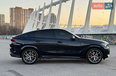 Позашляховик / Кросовер BMW X6 2022 в 