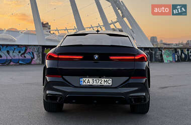 Позашляховик / Кросовер BMW X6 2022 в 