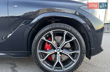Позашляховик / Кросовер BMW X6 2022 в 