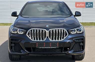 Внедорожник / Кроссовер BMW X6 2021 в 