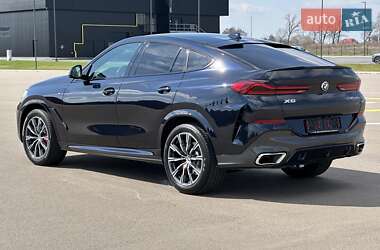 Внедорожник / Кроссовер BMW X6 2021 в 