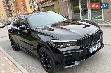 Позашляховик / Кросовер BMW X6 2022 в 