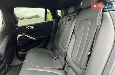 Позашляховик / Кросовер BMW X6 2022 в 