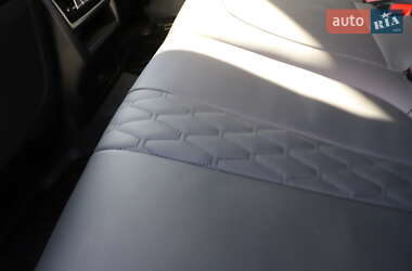 Позашляховик / Кросовер BMW X6 2022 в 