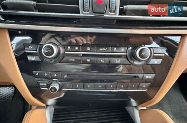 Внедорожник / Кроссовер BMW X6 2015 в 