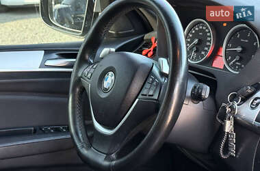 Позашляховик / Кросовер BMW X6 2011 в 