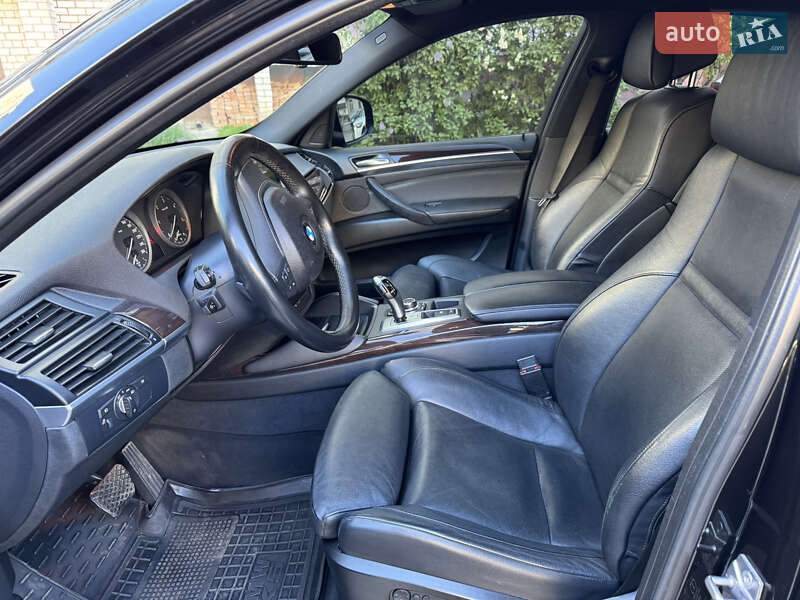 Позашляховик / Кросовер BMW X6 2012 в Житомирі
