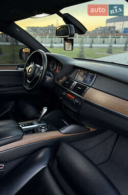 Позашляховик / Кросовер BMW X6 2010 в 
