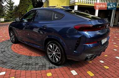 Позашляховик / Кросовер BMW X6 2022 в 