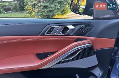 Позашляховик / Кросовер BMW X6 2022 в 