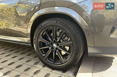Позашляховик / Кросовер BMW X6 2020 в 