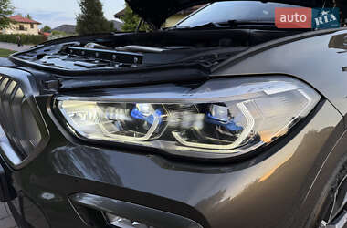 Позашляховик / Кросовер BMW X6 2020 в 