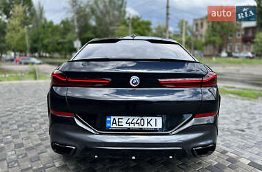 Позашляховик / Кросовер BMW X6 2022 в 