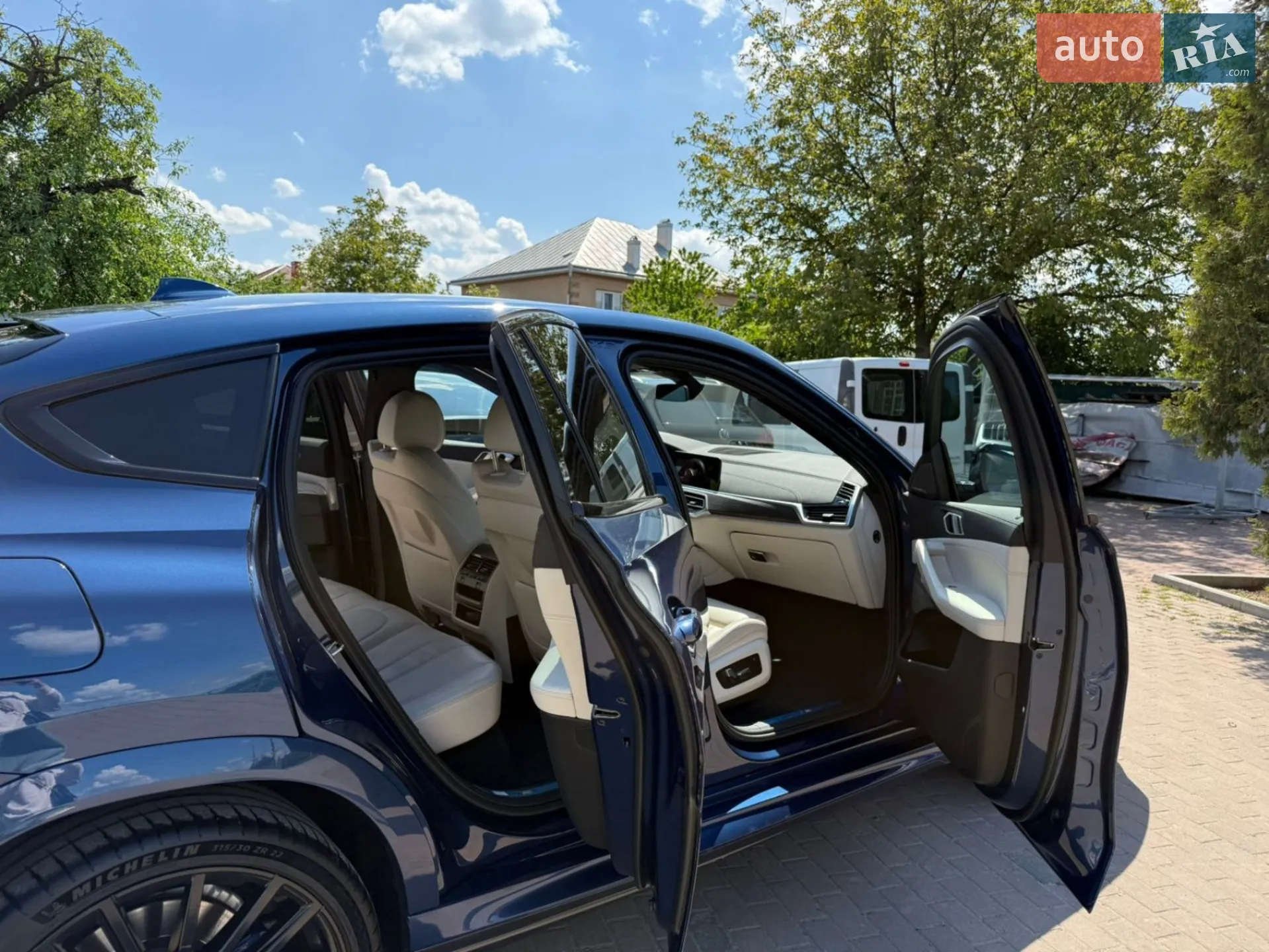 2021 BMW X6 - мініатюра 8