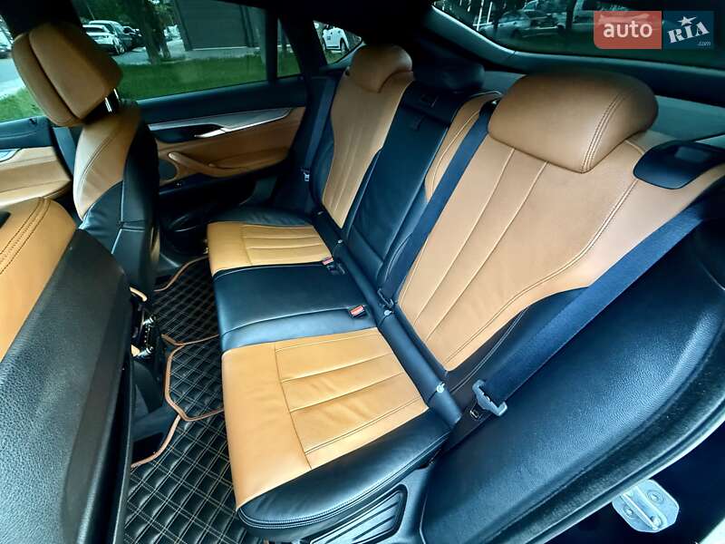 Внедорожник / Кроссовер BMW X6 2017 в Одессе