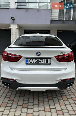 Позашляховик / Кросовер BMW X6 2018 в 