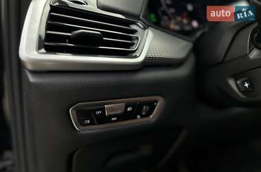 Внедорожник / Кроссовер BMW X6 2021 в 