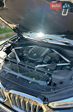 Позашляховик / Кросовер BMW X6 2020 в 
