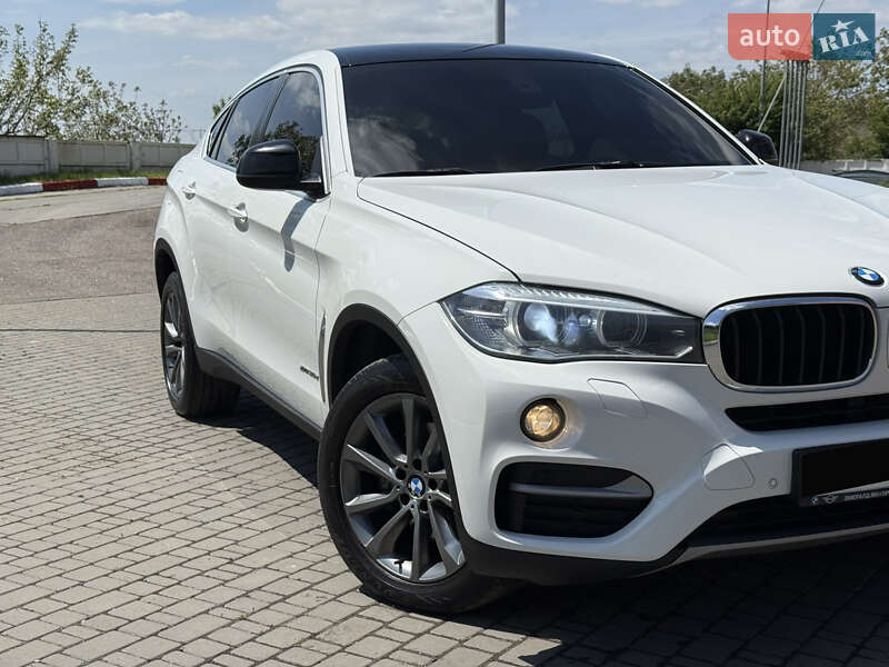 Позашляховик / Кросовер BMW X6 2015 в Одесі
