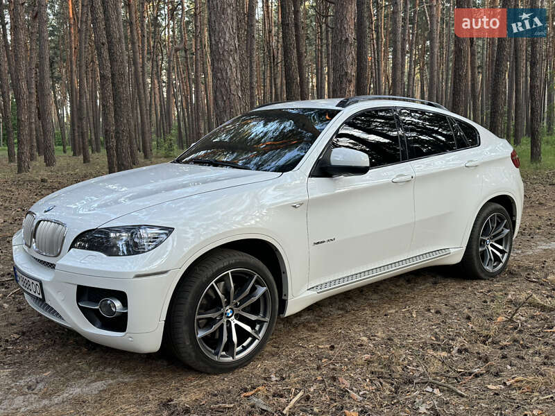 BMW X6 2011
