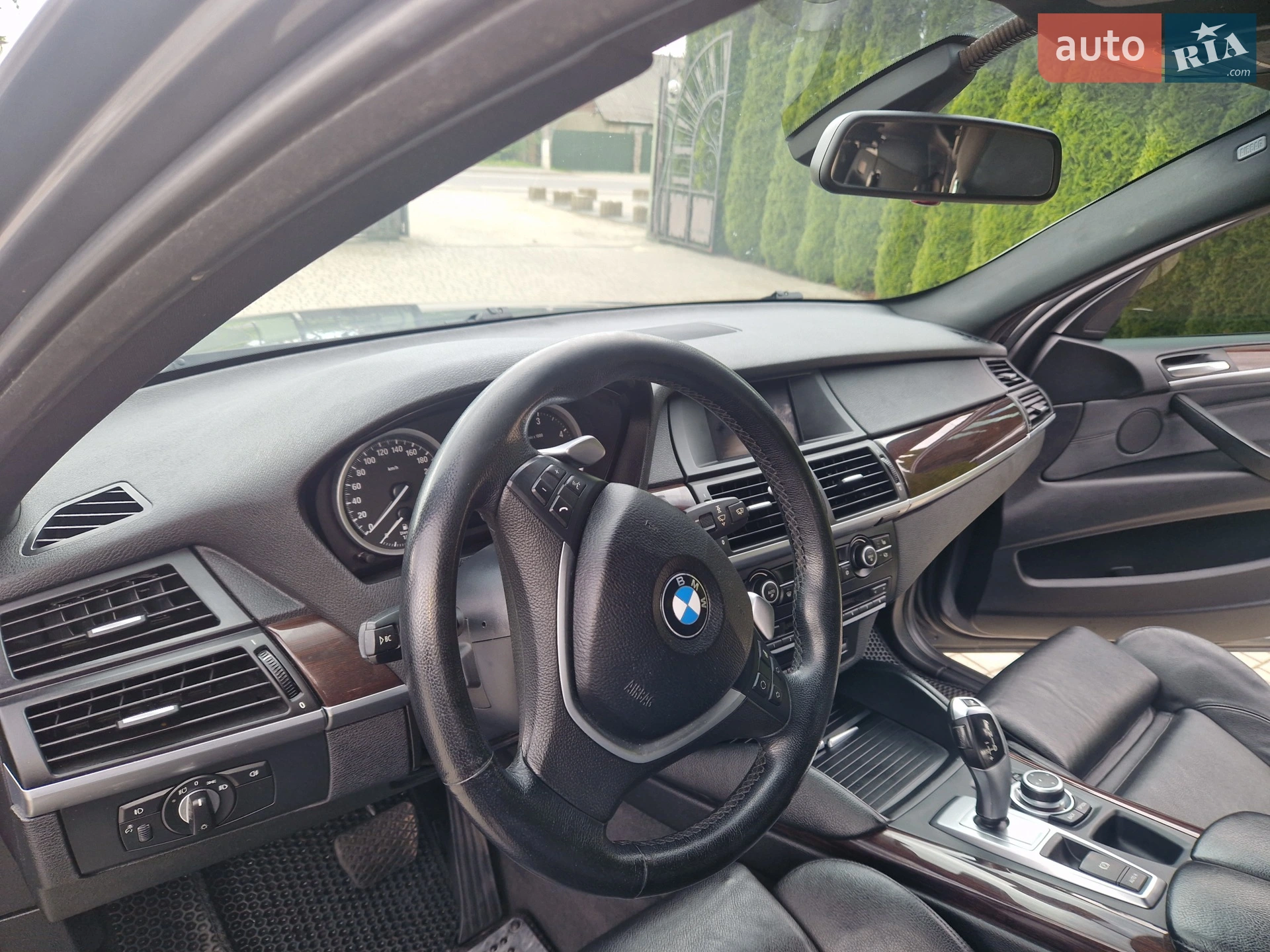 2010 BMW X6 - мініатюра 19