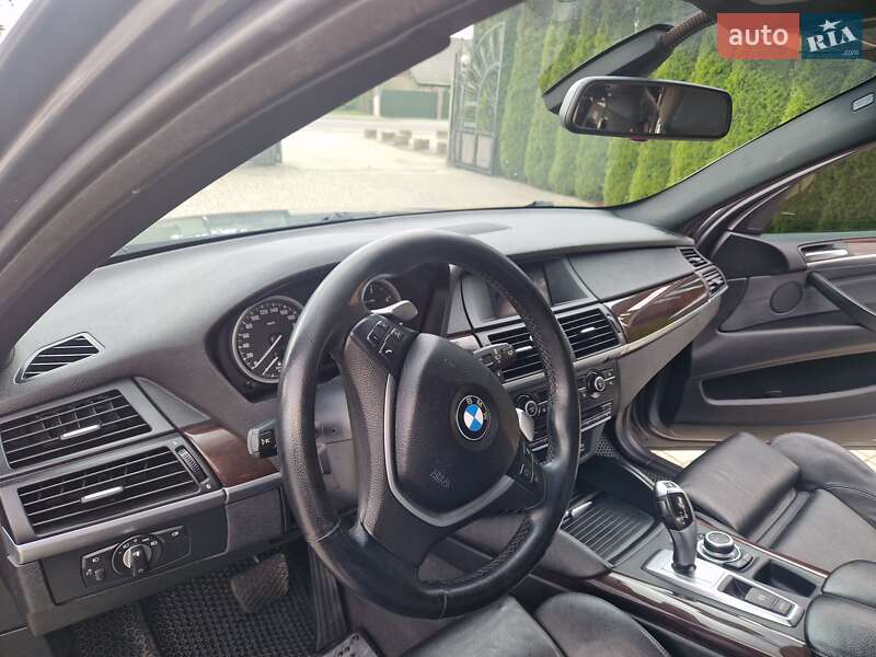 Позашляховик / Кросовер BMW X6 2010 в Самборі